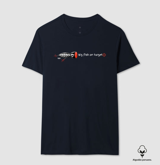 Camiseta Premium PEIXE GRANDE NO ALVO