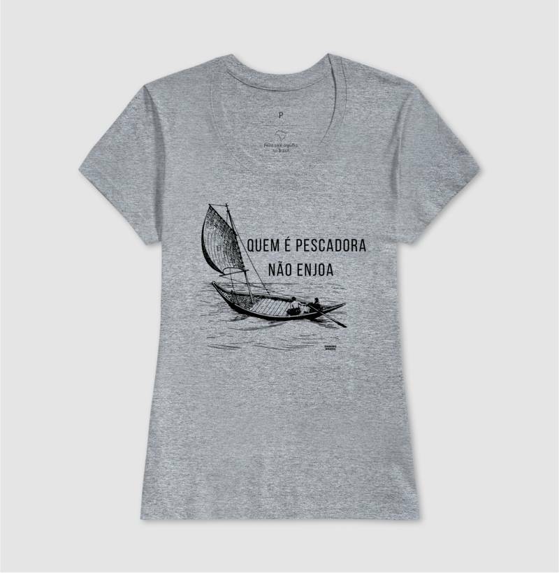 Camiseta QUEM É PESCADOR NÃO ENJOA